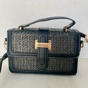 Elegant Black and Gold Women's Handbag